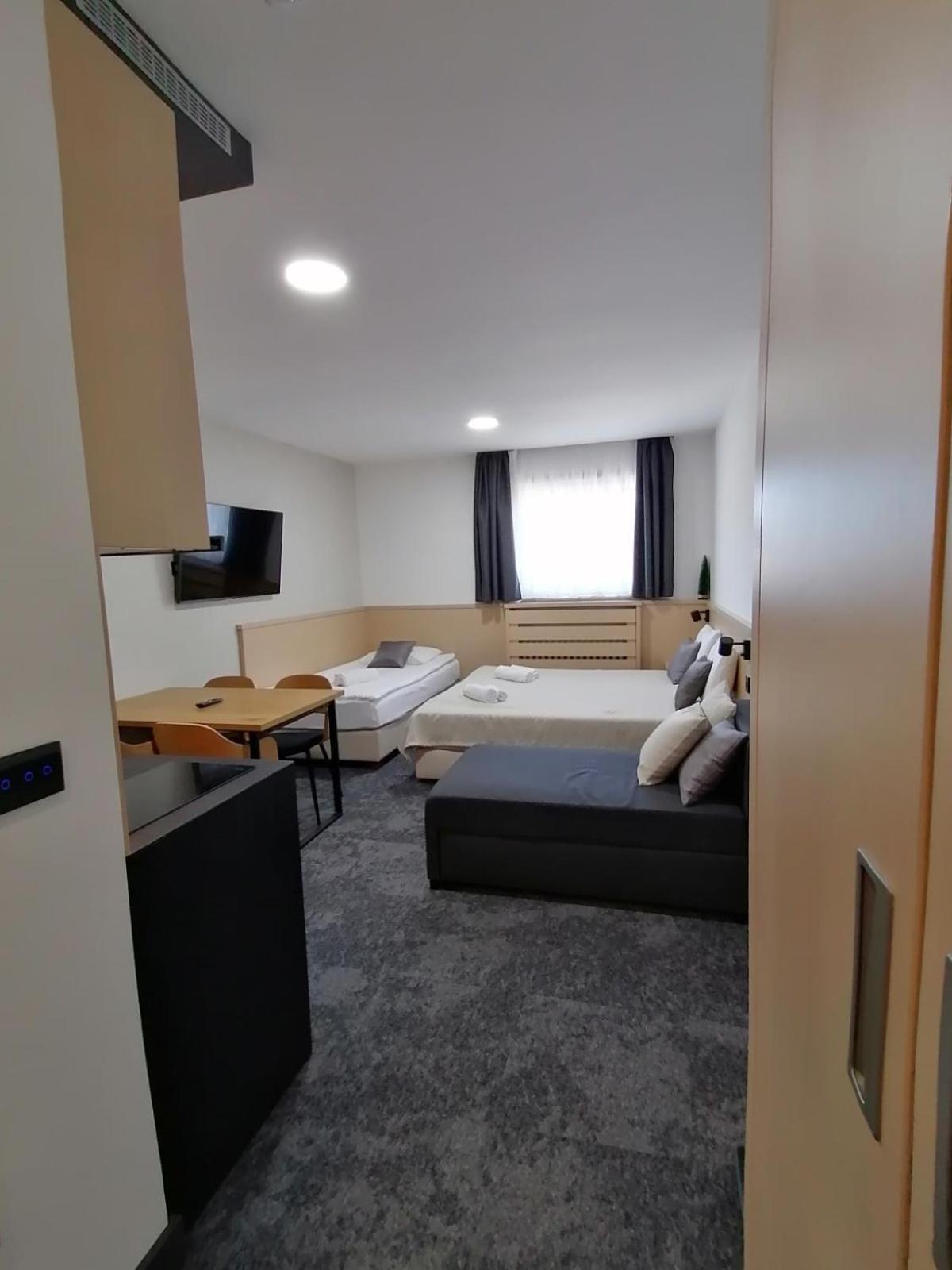 Kopaonik011 Konaci&Woodside Apartments Kamer foto